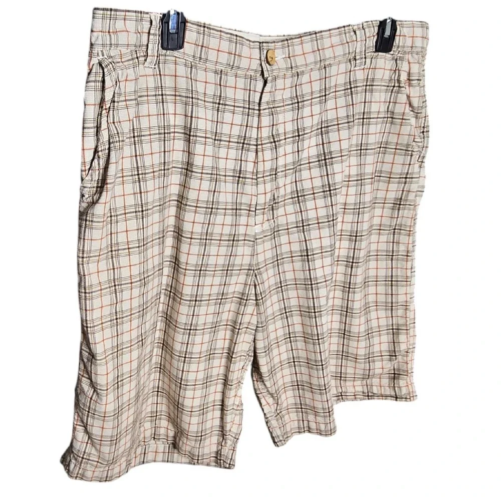 Urban‎ Up Shorts Mens 40 Beige Brown Plaid Flat Front Cotton Casual Chino